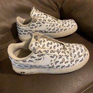Nike Air Force 1 tennis shoes size 8